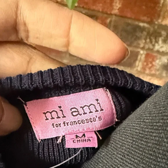 Navy and Blue Striped Puff Sleeve top - mix media - sweater and cotton - Picture 5 of 5